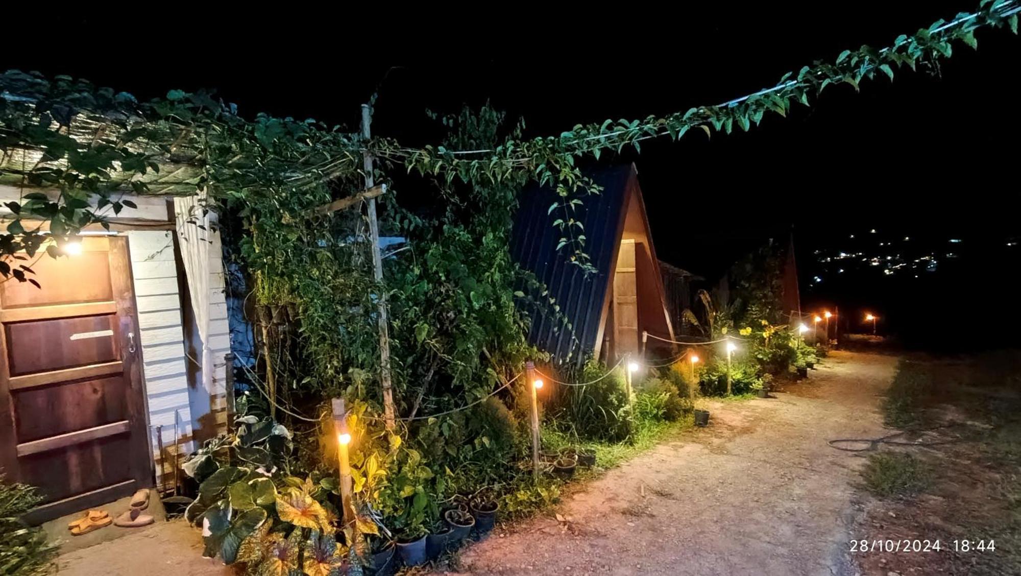 Villa น่านฟ้าสะปัน à Ban Huai Ti Chambre photo